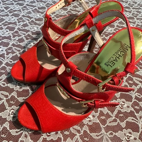 Michael Kors heels - Picture 9 of 13